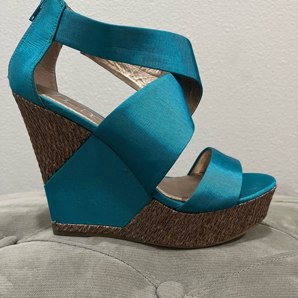 Bcbg shoes, size 10, new